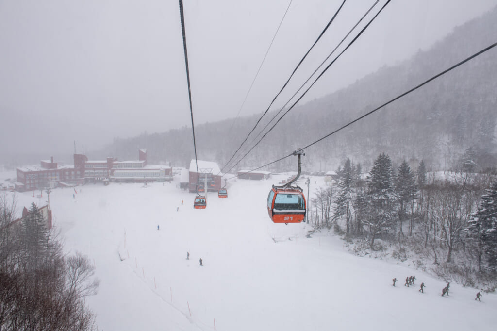 Kokusai Lifts Hokkaido