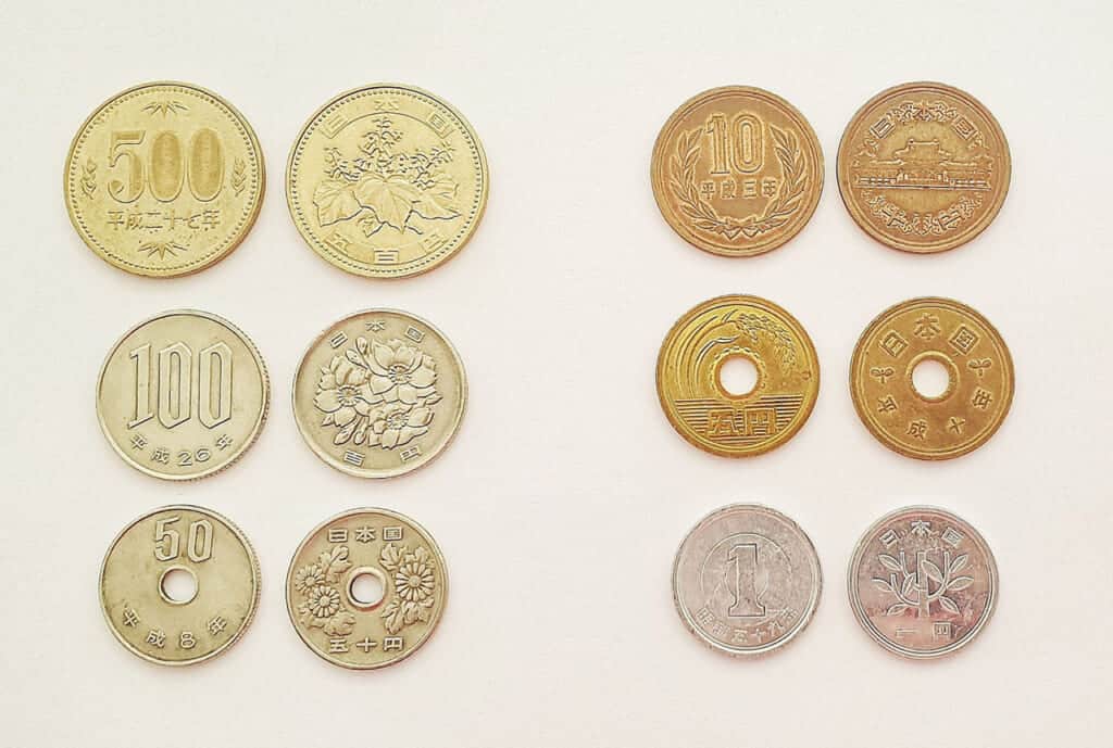 Japanese coins used in Japan today