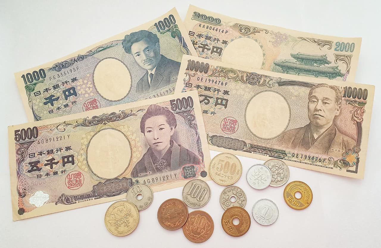 travel money yen