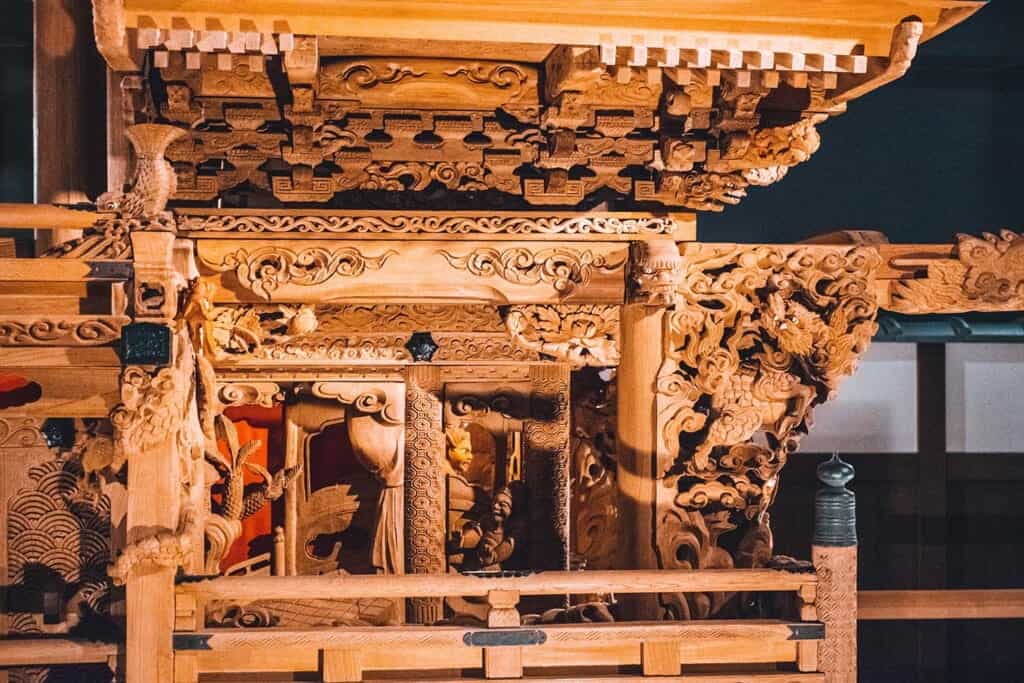 Japanese Wooden danjiri cart and carving details