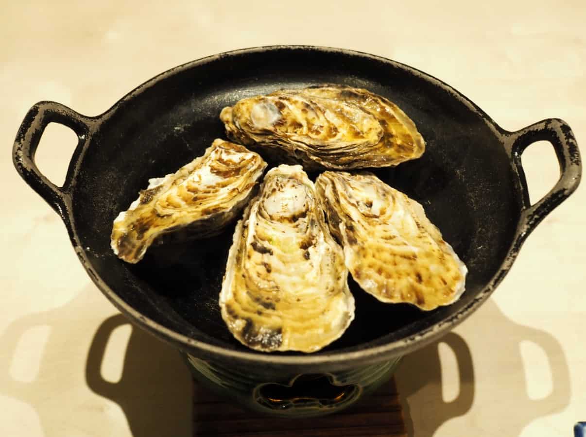 Steamed Japanese Oysters for dinner at Ginpaso