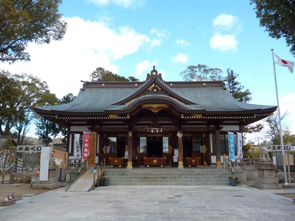 Oishi Shrine on a sunny day