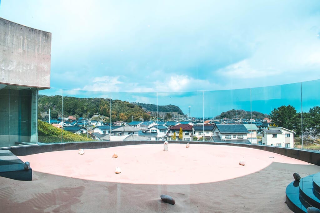 outside the sand museum in Japan