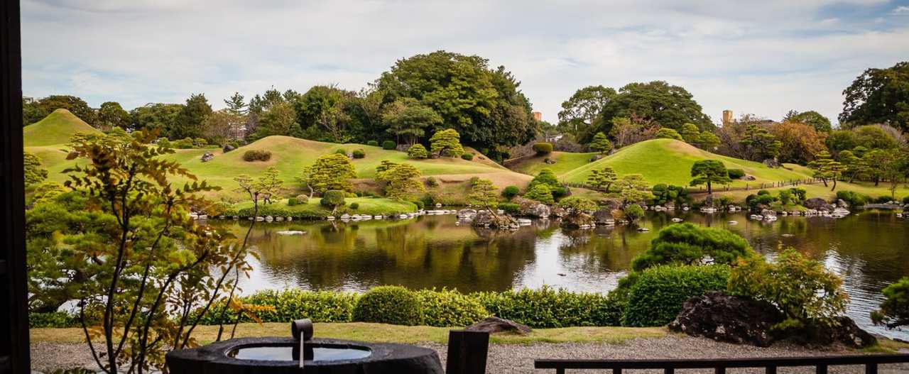 Suizenji Jojuen garden