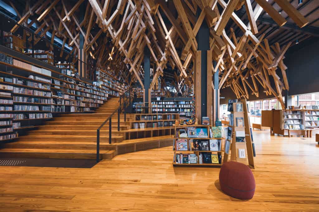yusuhara library designed by kengo kuma
