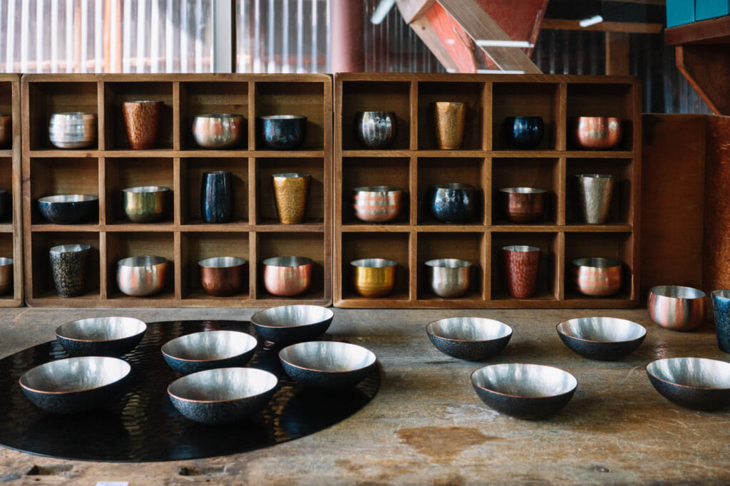 copper goods made by craftsmen at gyokusendo