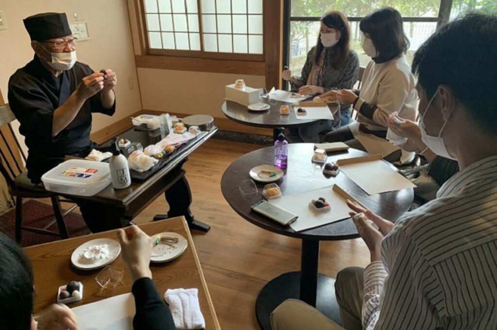 people making traditional Japanese sweets in Kumamoto