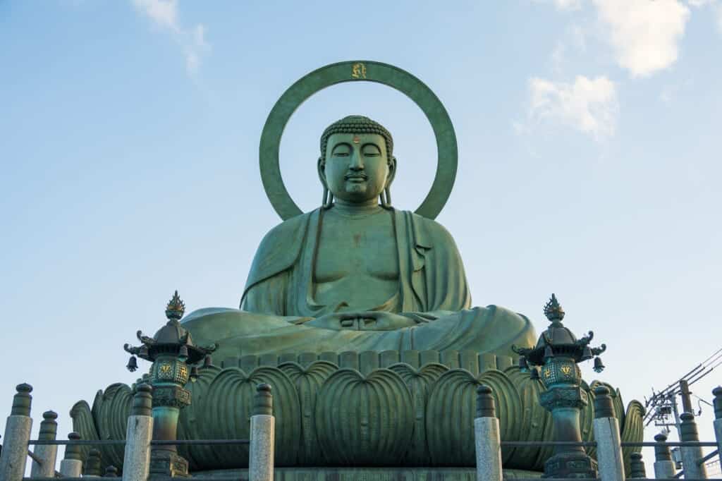 giant buddha statue in japan