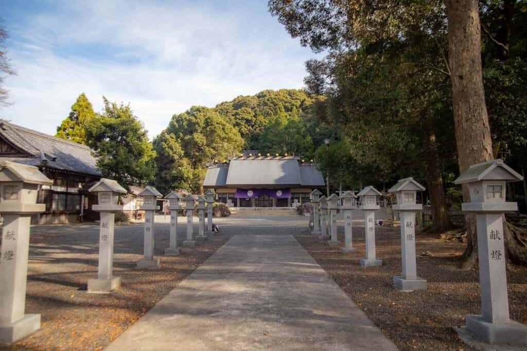 Hamanasosha Shinmeigu Shrine entrance