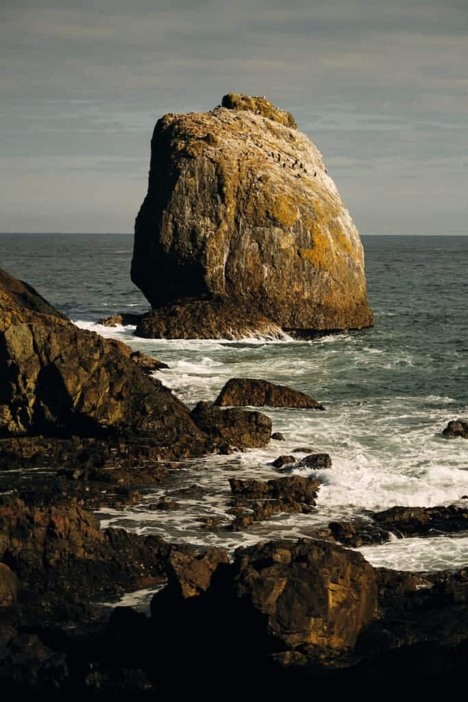 Impressive rocks on the ocean