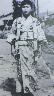Sasaki Sadako in kimono before getting sick