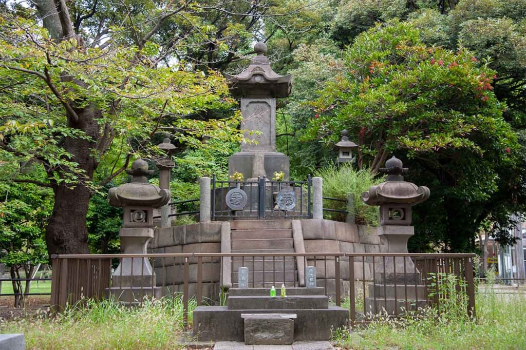 The memorial to the fallen Shogitai soldiers in Ueno Park, Tokyo