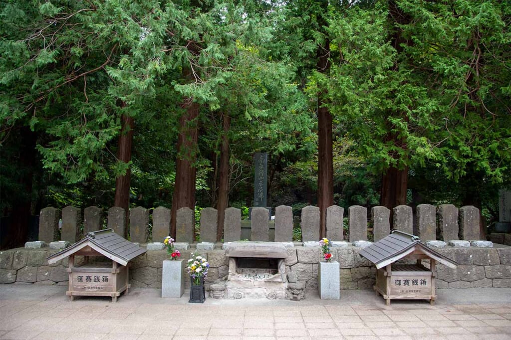 The 19 graves of the Byakkotai soldiers in Aizuwakamatsu