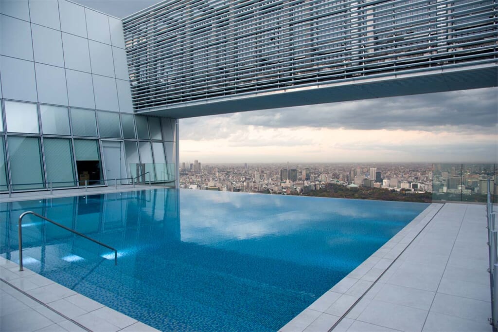 The infinity pool in the Sky Garden at Toranomon Hills Station Tower in Tokyo