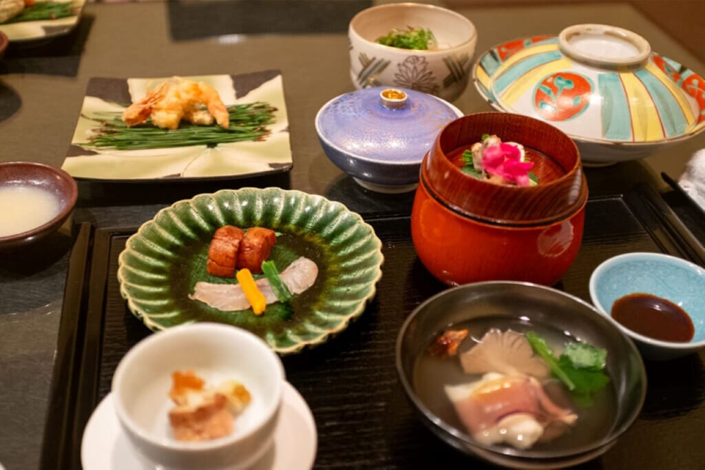 Kaiseki meal at Miyuki restaurant in Hotel Chinzanso Tokyo