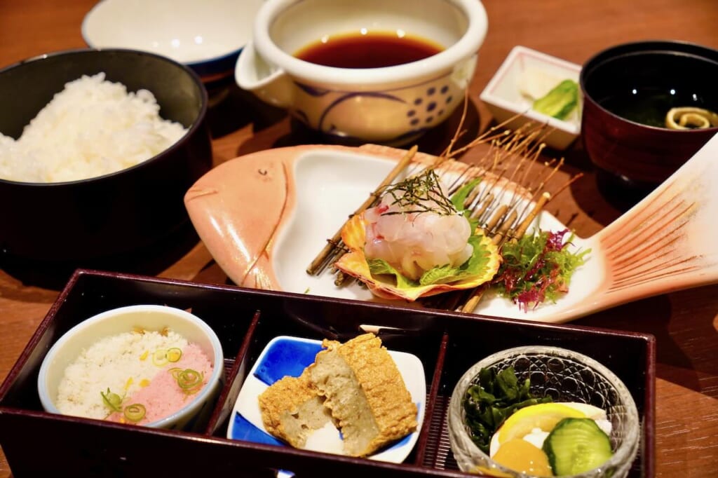 Kadoya tai meshi lunch set