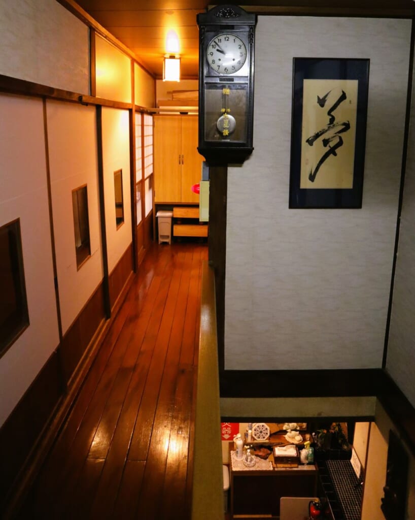 traditional shukubo corridor with 夢 calligraphy painting