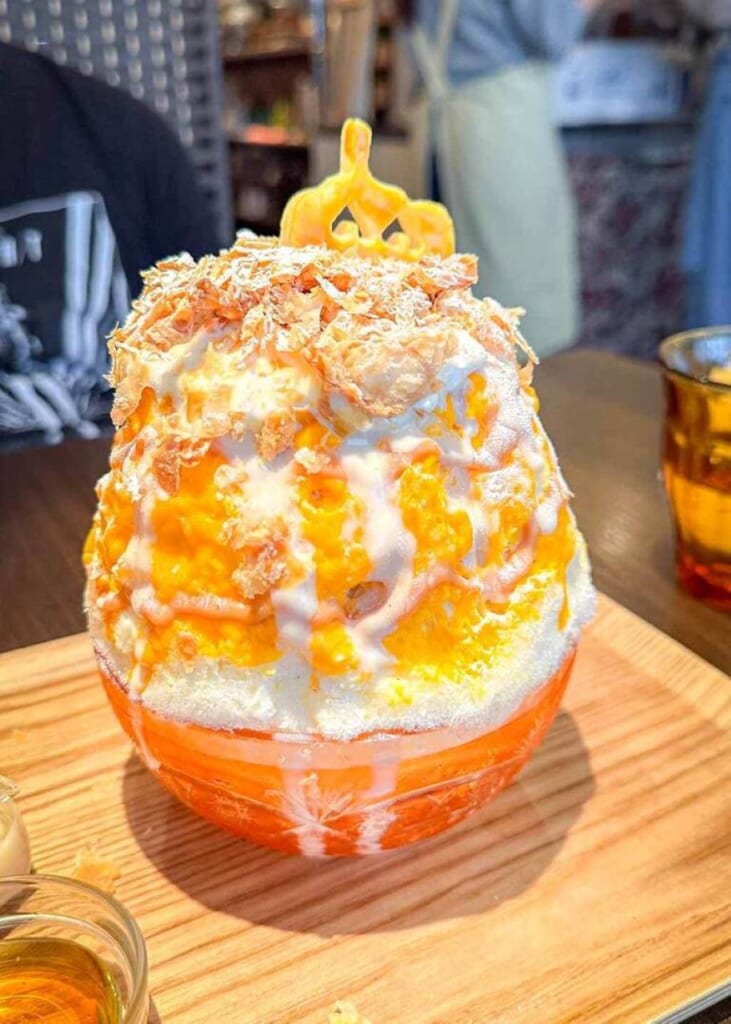 kakigori with pumpkin flavour