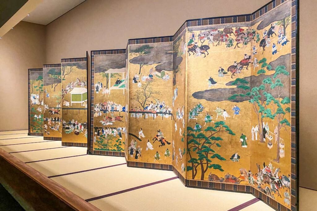 Folding Screen with paintings at MOA Museum of Art