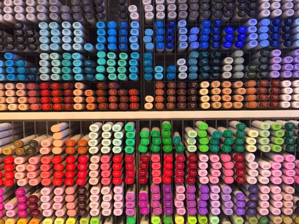 felt-tip pens in color-chart order