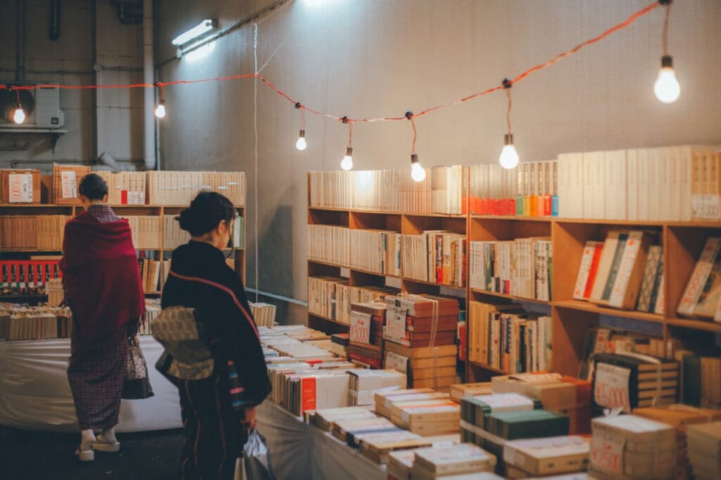 Females checking secondhand books in Kanda