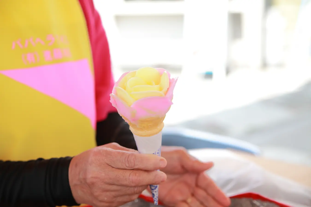 ice cream shaped like a rose in Japan