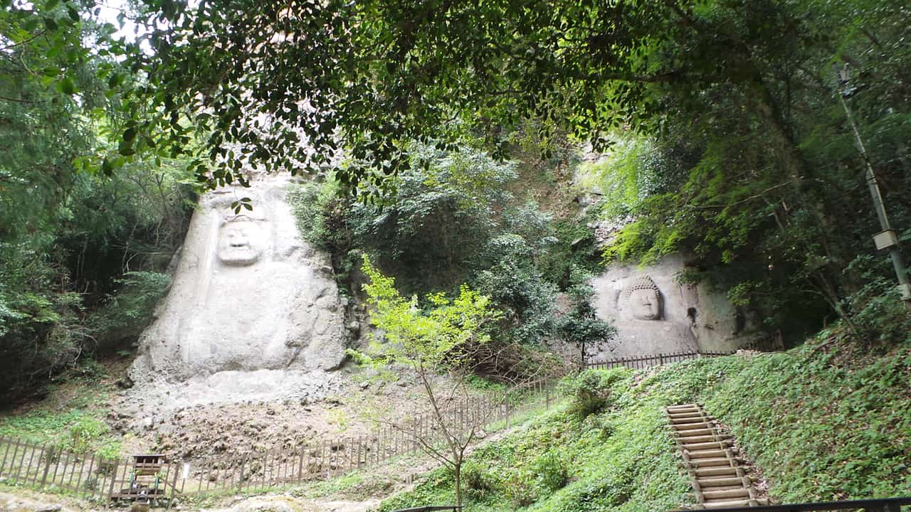 Péninsule de Kunisaki : temple Monjusenji et Bouddhas secrets gravés dans la roche