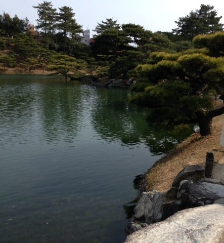 Étangs du jardin Ritsurin de Takamatsu, trésor National du Japon.