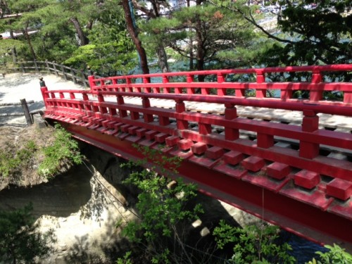Matsushimakaigan : pont permettant d'accèder au temple Godaido