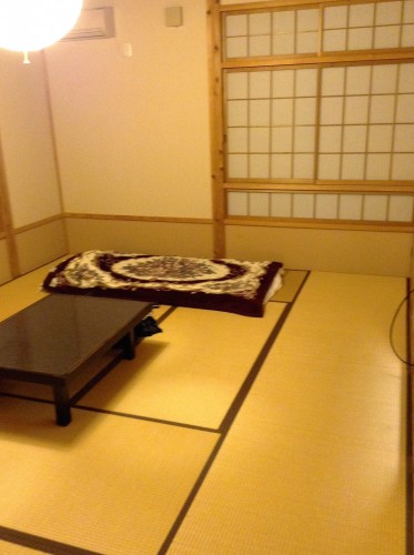 Chambre d'un minshuku de Yamakoshi, Niigata, Japon.