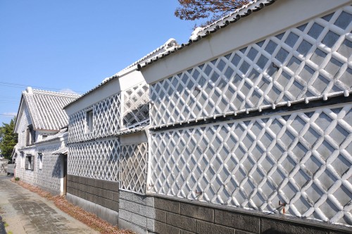 Mur typique époque Edo à Matsuzaki, l'un des plus beaux villages du Japon situé dans la péninsule d'Izu à Shizuoka.