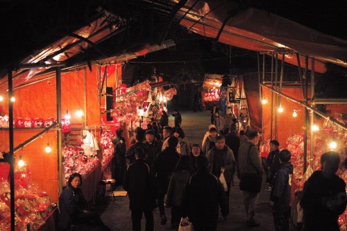 Stands de Daruma au Festival du Daruma, Yoshiwara, Shizuoka