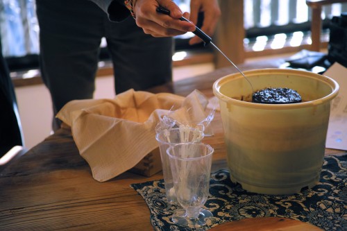 Atelier pour faire sa sauce soja artisanale chez Meijiya Shoyu à Hamamastu, Shizuoka