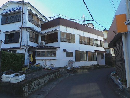 Le minshuku « Ryouri no yado, Ebisuya » à Kumomi Onsen, village de pêcheurs de la péninsule d'Izu