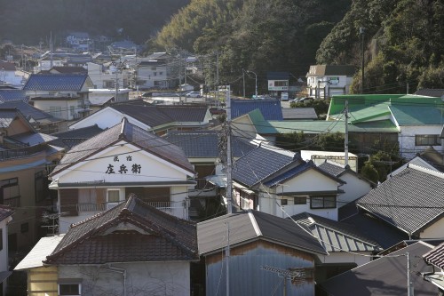 Péninsule d’Izu : Kumomi Onsen, village de pêcheurs, Japon.