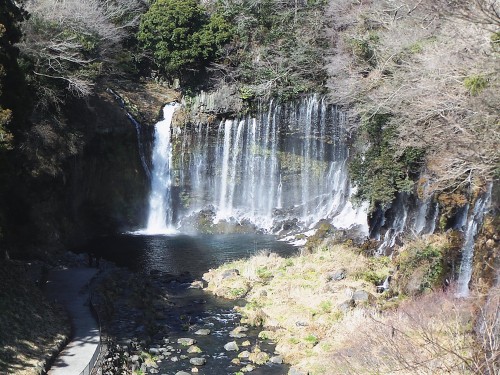 Cascade Shiraito près du mont Fuji dans la ville de Fujinomiya, Shizuoka, Japon.