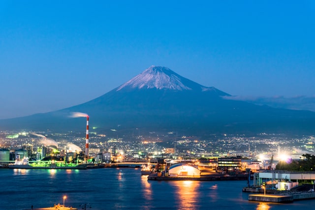 Yoshiwara, ville de Fuji : le festival du Daruma au pied du mont Fuji