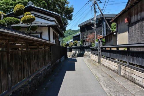 la rue Kurobeidori des samourais à Murakami dans la préfecture de Niigata au Japon
