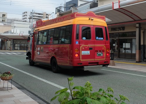 les bus pour le festival Strange seed au World Theatre Festival Shizuoka 2017 