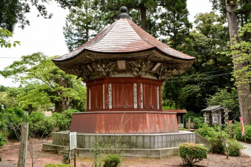 Le temple Rengebuji est un site historique à voir sur l'île de Sado, Niigata