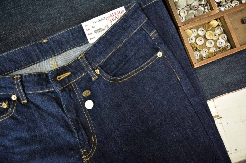 fabriquer son propre jeans unique betty smith à Kojima, berceau du denim japonais