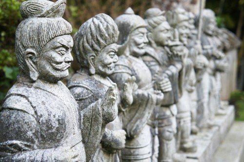 Statues de pierre, dans la péninsule de Kunisaki, Oita, Kyushu