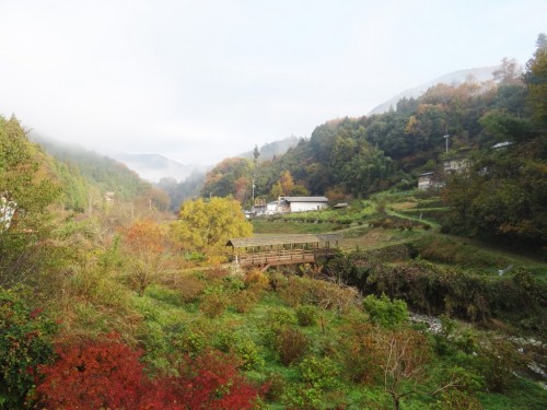 Satoyama, campagne japonaise, Uchiko, Shikoku, Ehime, pont couvert