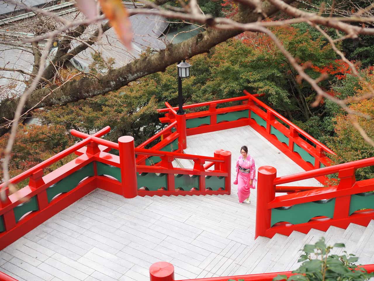 Visiter le sanctuaire Yutoku Inari en kimono