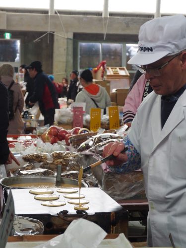Inukko Matsuri, Yuzawa, Tohoku, Akita, dorayaki