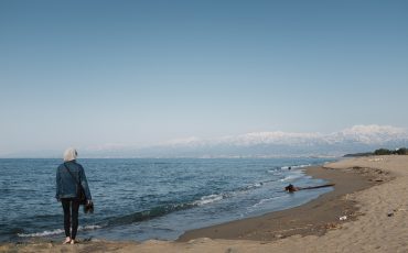 La baie de Toyama, d'où l'on peut admirer les montagnes