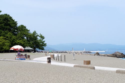 La plage de Katsurahama à Kochi, sur l'île de Shikoku, Japon