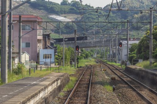 Trajet en train pour rejoindre la Shimanami Kaido, dans la région de Setouchi au Japon