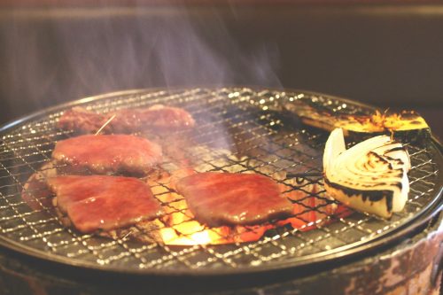 Boeuf de Bungo dans un barbecue coréen à Beppu, prefecture d'Oita, Japon