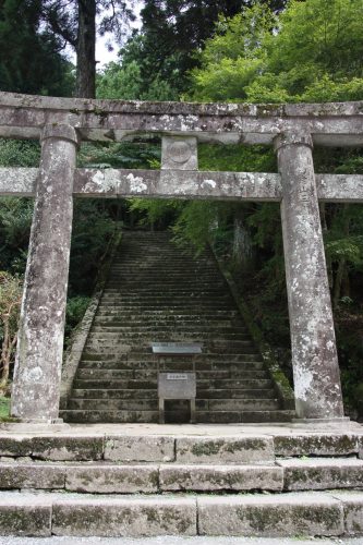 Au sanctuaire du Mt Hiko, préfecture de Fukuoka, Kyushu, Japon